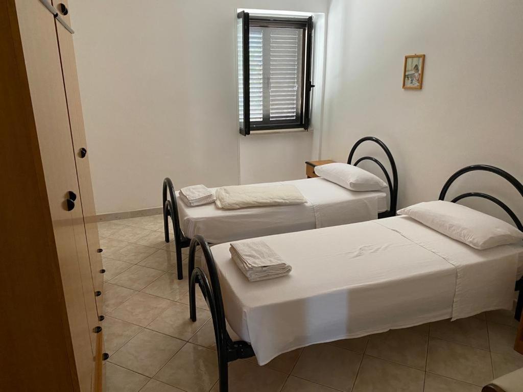 Casa Vacanze Foce Varano Apartment Luaran gambar